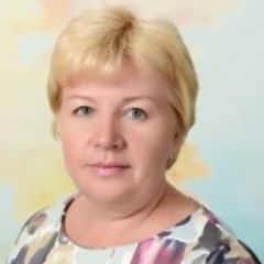 Устинова Елена